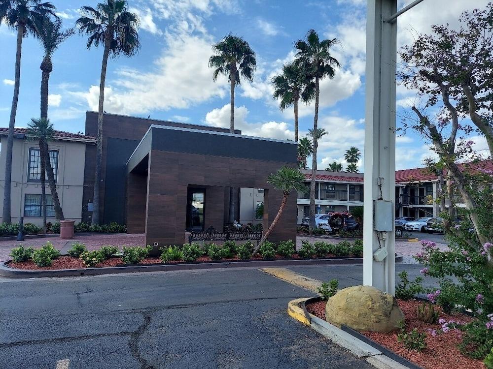 La Quinta Inn By Wyndham Laredo I-35 Exterior foto